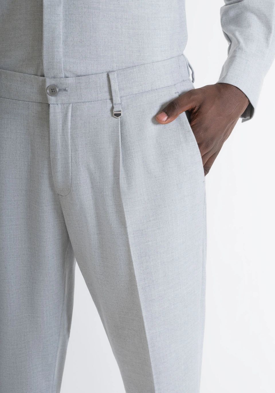 PANTALONI "GUSTAF" CARROT FIT GRIGIO MELANGE IN VISCOSA ANTONY MORATO